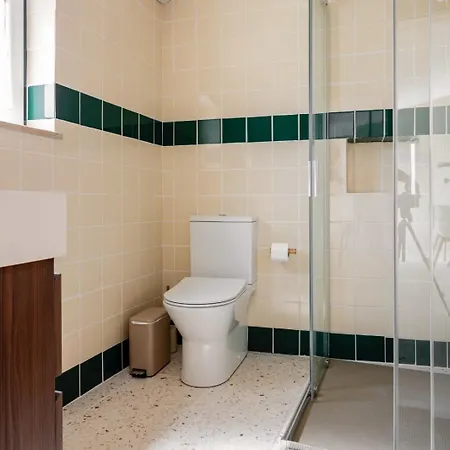 Casas Dos Amigos *