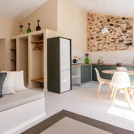 Casas Dos Amigos *