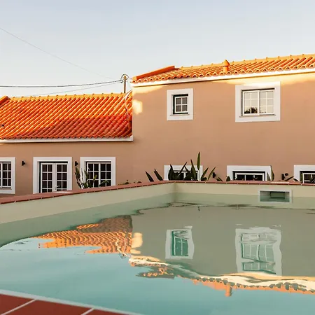 Casas Dos Amigos * Bom Sucesso